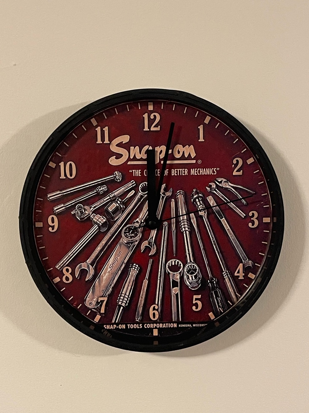 Snap Red and Black Toolset Wall Clock - Snap